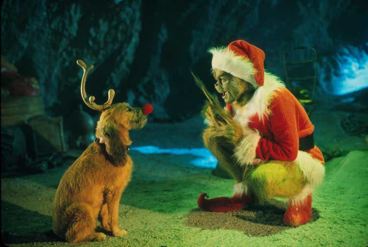 The Grinch Played By Jim Carrey Conspires With His Dog Max To Deprive The Who"s Of Thei