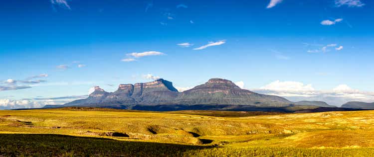 Panoramic view of tepuys from Mirador Oso La Gran Sabana.