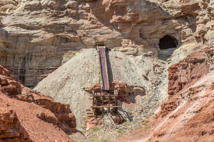 Abandoned Dirty Devil Uranium Mine in Utah