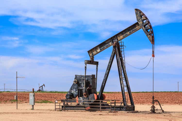 idle oil well, decommissioned inactive pumpjack, West Texas, Southwest USA