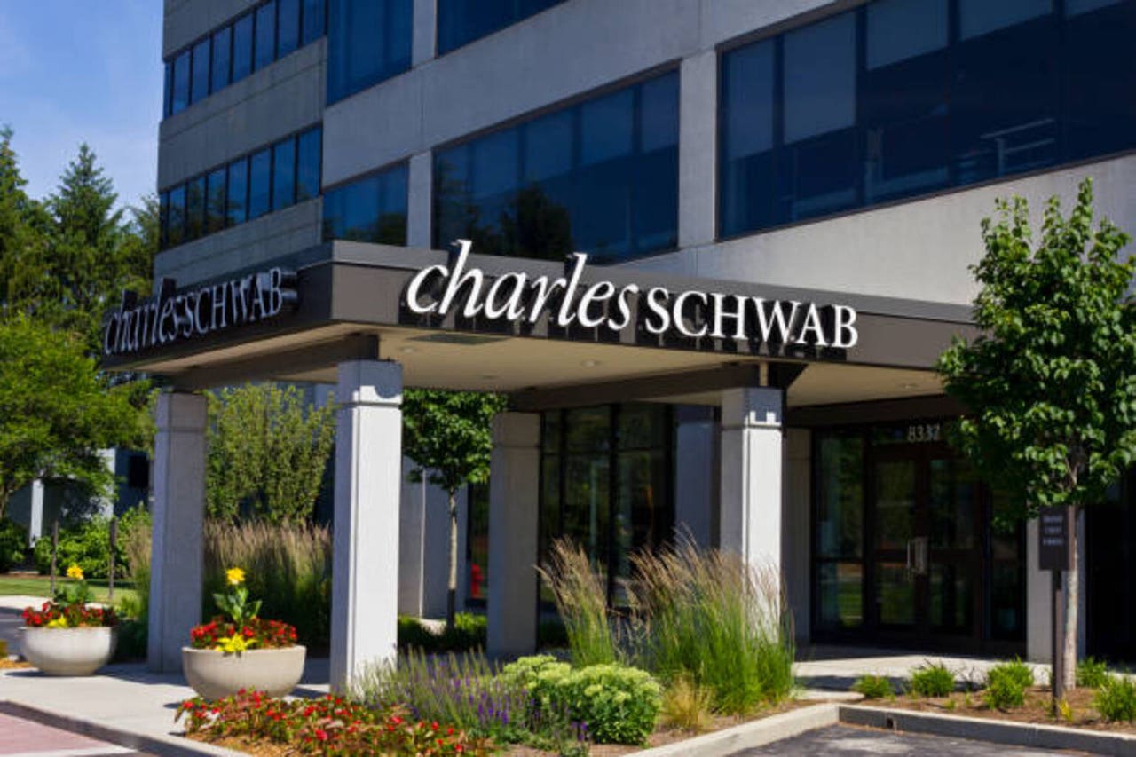 Charles Schwab Q4 earnings in line, even as net interest revenue growth  disappionts (SCHW:NYSE) | Seeking Alpha