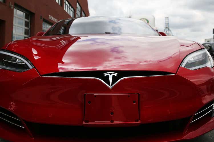 Investigation into Tesla driver continues