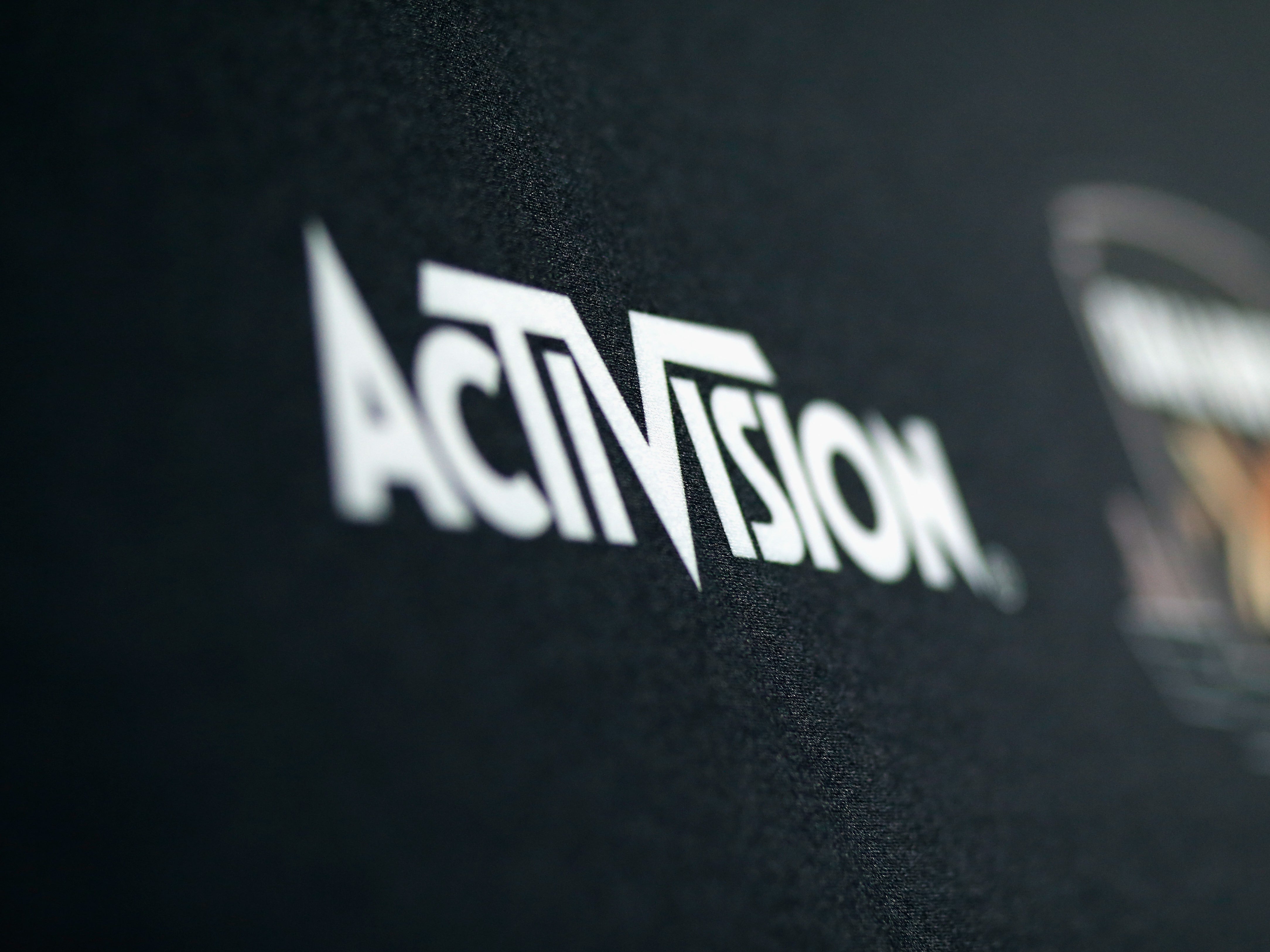 Microsoft-Activision (MSFT, ATVI) Deal Odds Almost Double After Court Nod -  Bloomberg