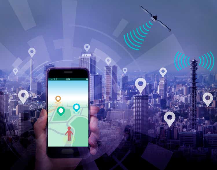 smart city and smart phone application using location information