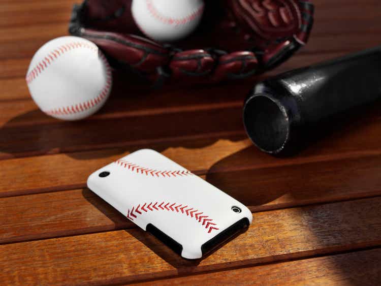 TMobile, MLB renew partnership in sixyear deal (NASDAQTMUS