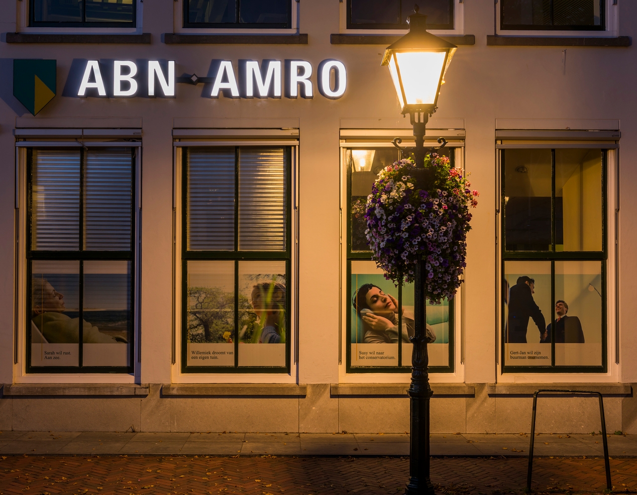 ABN AMRO: Re-Rating Leaves Shares Fully Valued (Downgrade) (OTCMKTS:AAVMY)  | Seeking Alpha