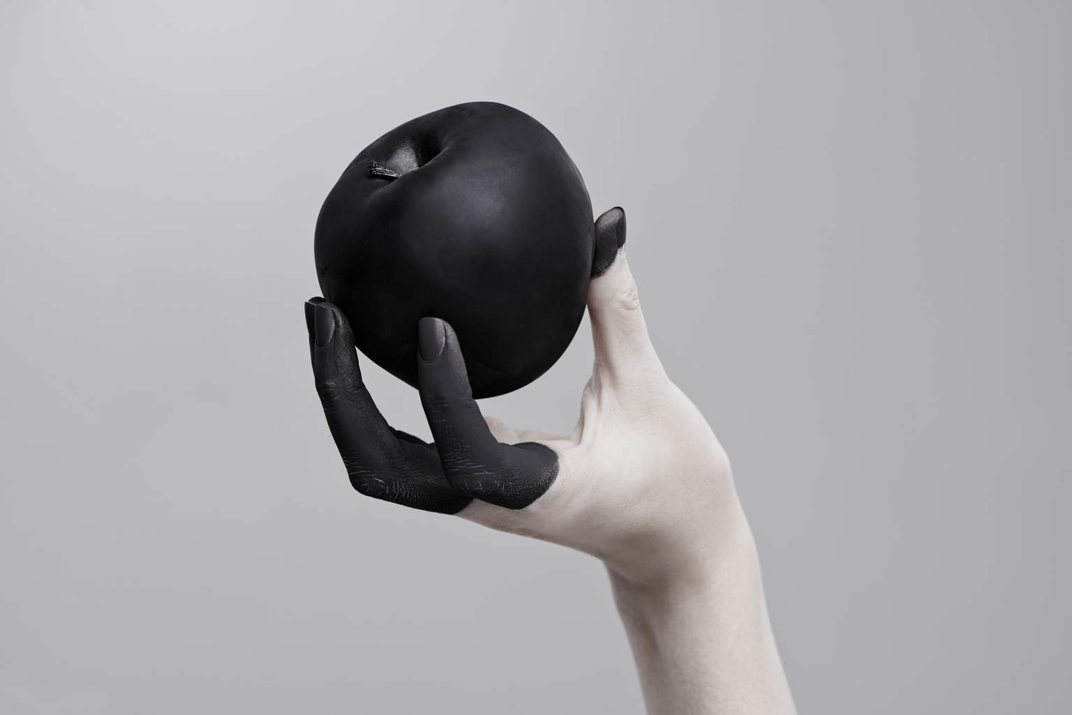 Apple's Quality Is Tempting, But I'm Put Off By The Valuation