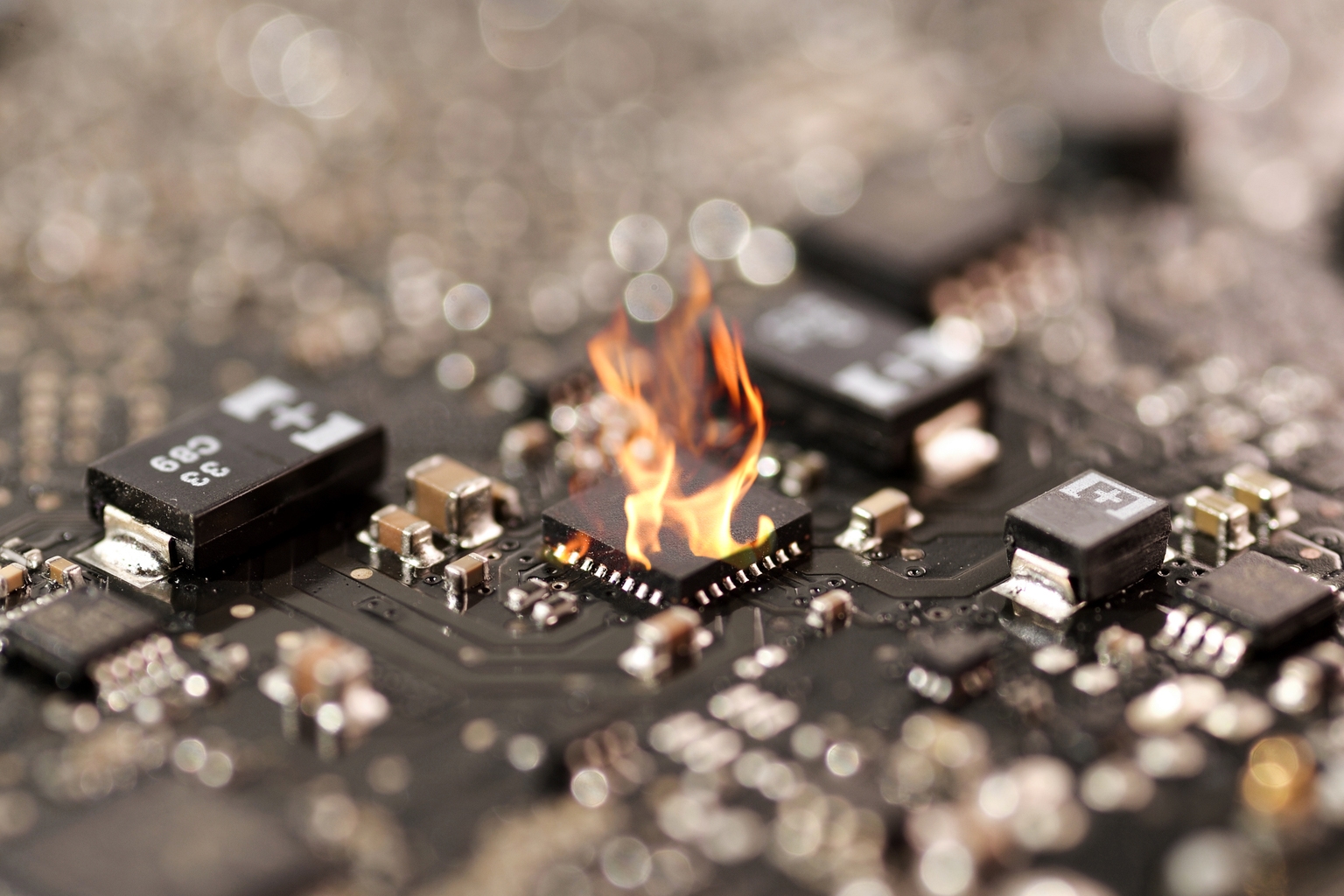 Cerebras: OpenAI's Nvidia Move Doesn't Break The 750 MW Deal