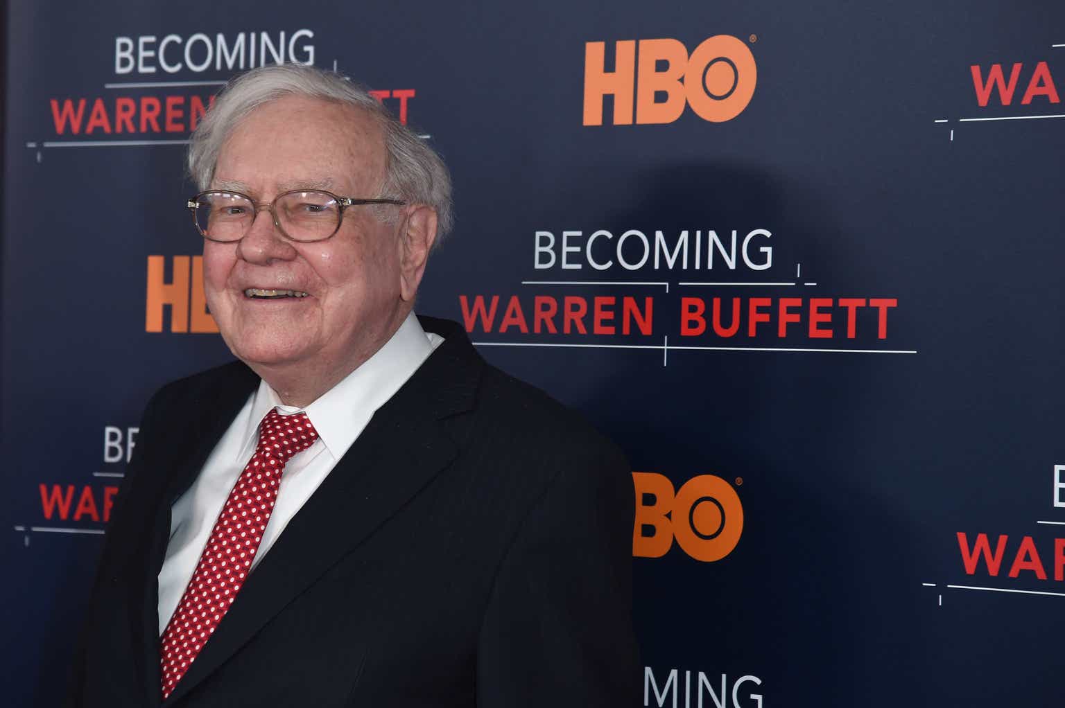 Berkshire Hathaway: Buffett Didn't Invest Much On The Way Out