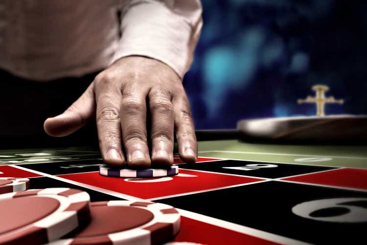 gambler bet on roulette number