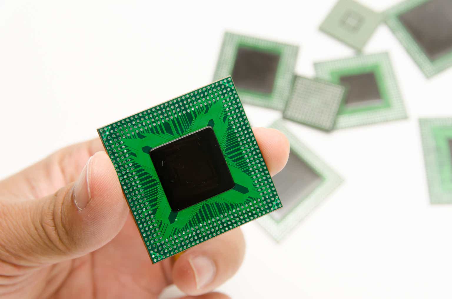 Lattice Semiconductor: Poised For A Turnaround In A Challenging Market Environment