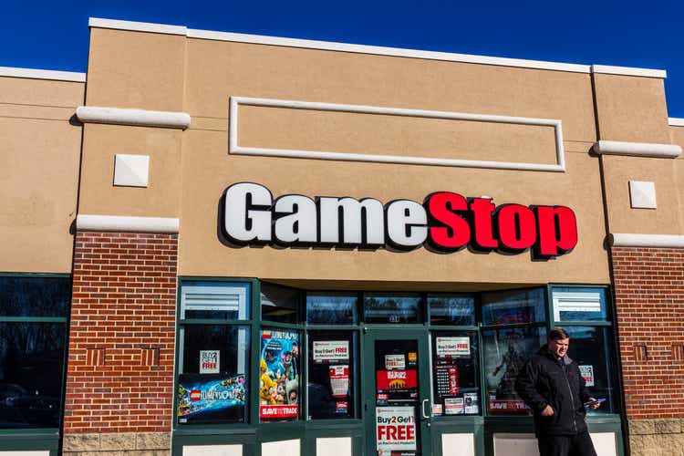 GameStop Strip Mall Location IV