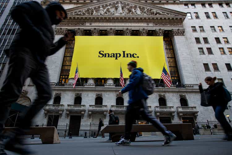 Snapchat Parent Snap Begins Trading On New York Stock Exchange