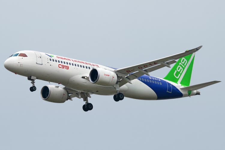 Comac C919 First flight