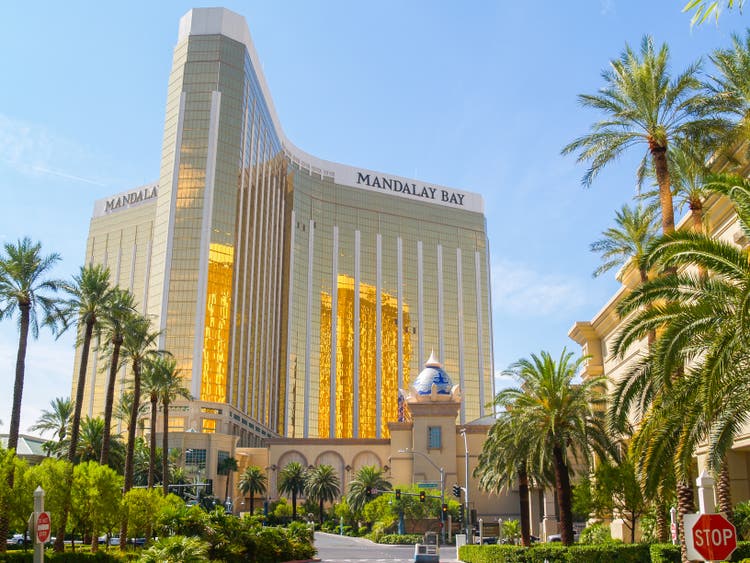 Enorme Mandalay Bay Hotel Resort und Casino in Las Vegas.