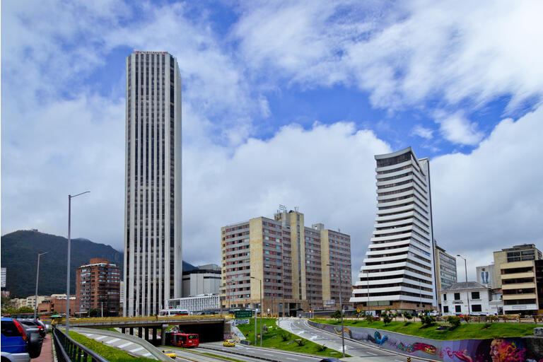 Paisaje urbano de Bogotá, Colombia.
