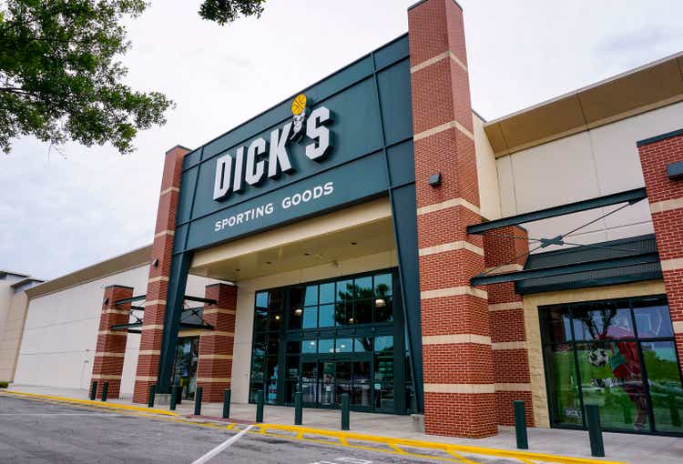 Dick"s Sporting Goods