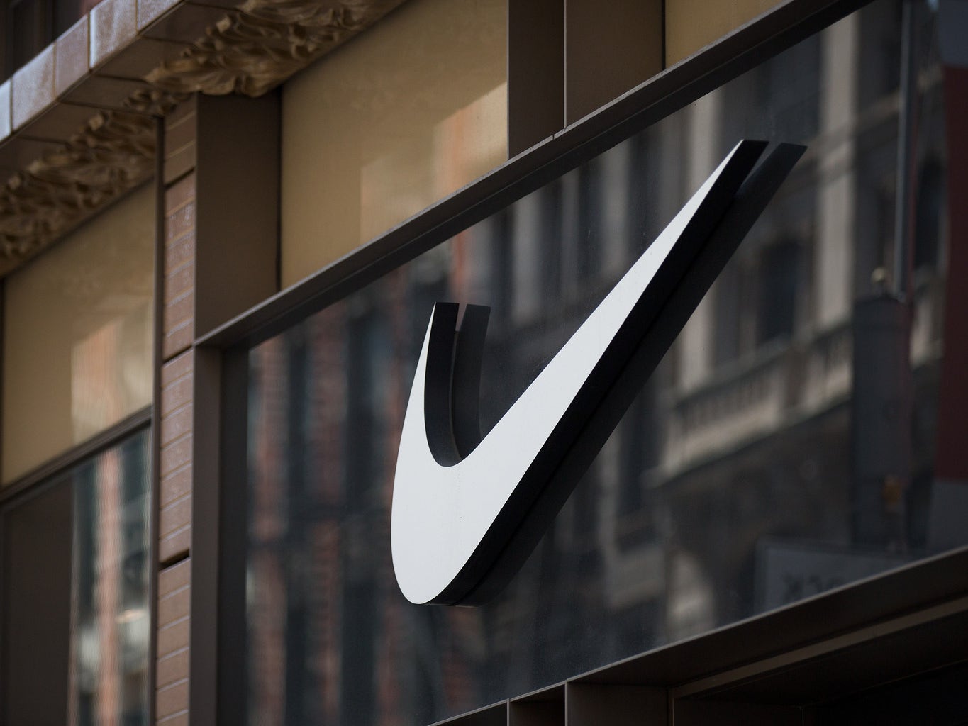 Internationale muur Gelijkwaardig Don't Buy Nike Stock Yet (NYSE:NKE) | Seeking Alpha