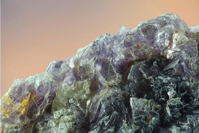 Lepidolite mica, source of lithium