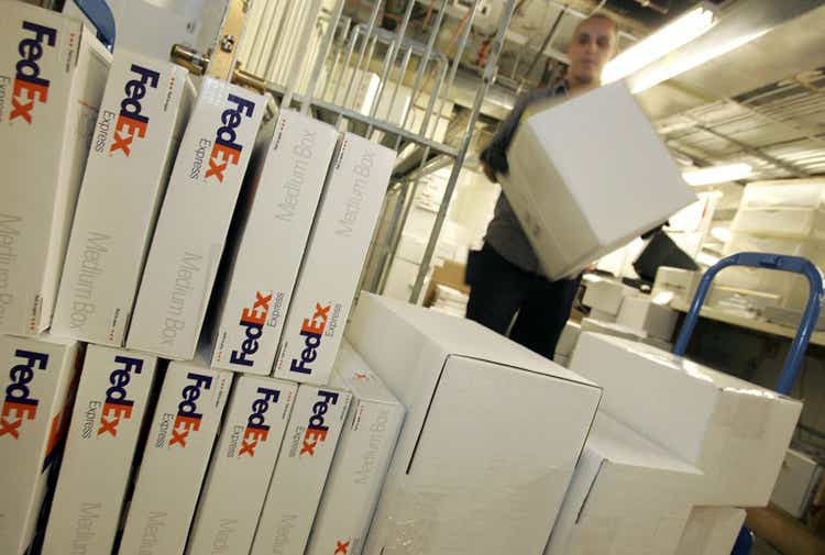 Online Holiday Shopping Helps Drive Demand For Shipping Services