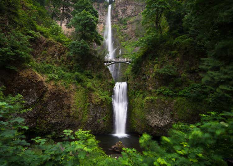 Multnomah waterfall near Portland, Oregon