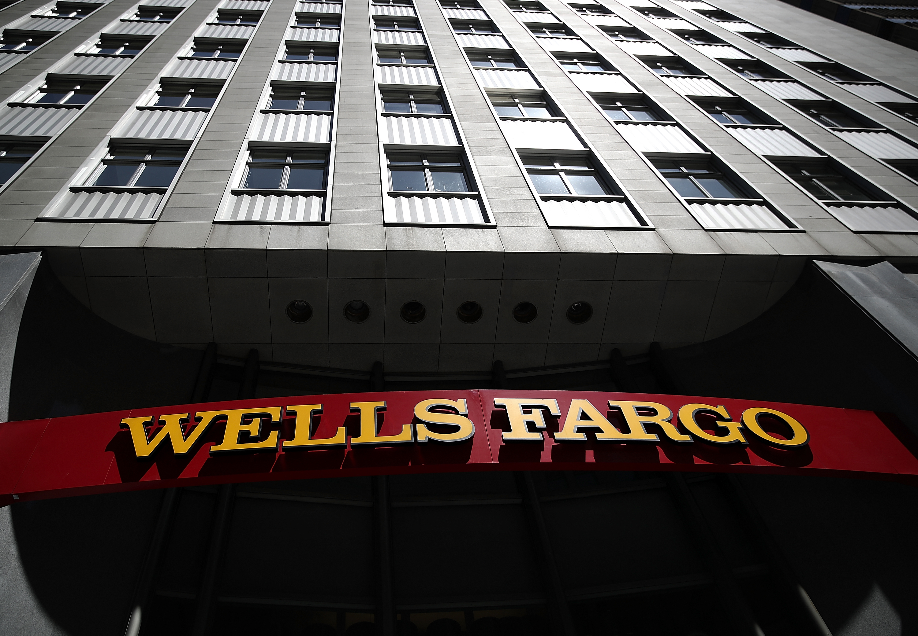 Wells Fargo (WFC): New Dividend And Buyback Promise A Good Start ...