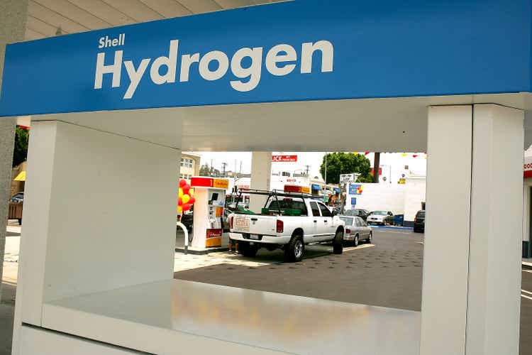 Hydrogen Refueling Station Opens In Los Angeles