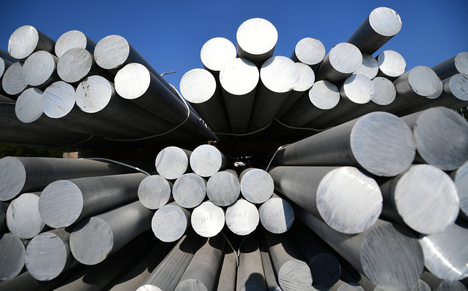 Shakeup For Aluminum Prices? China’s Surge Into Indonesia Sparks Market Shifts Shakeup For Aluminum Prices? China’s Surge Into Indonesia Sparks Market Shifts