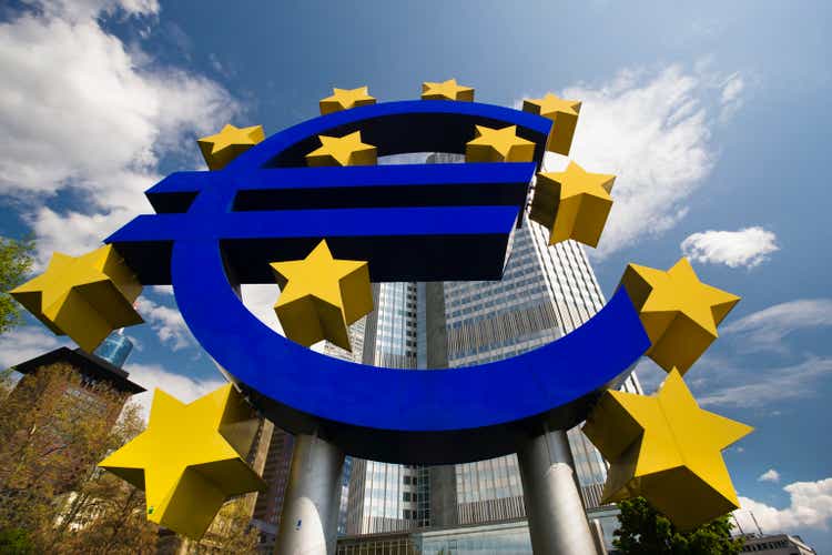 Germany, Hesse, Frankfurt am Main, Euro Tower, ho