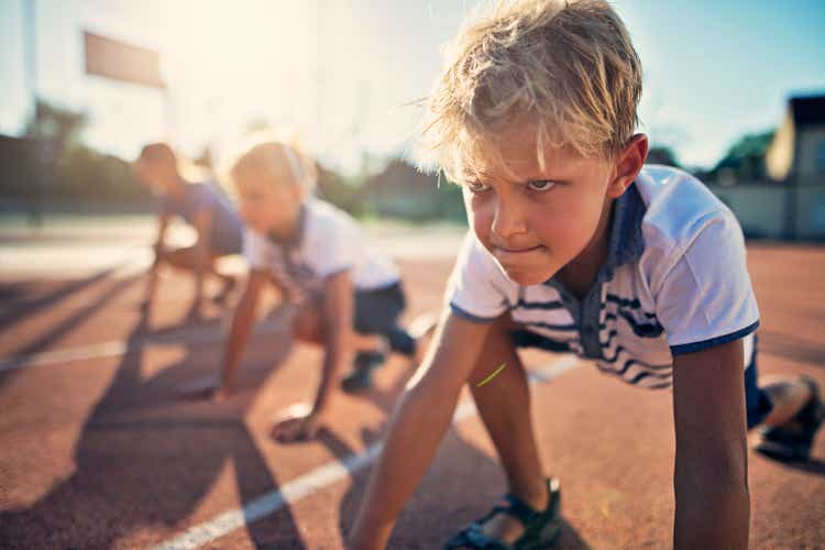 Kids preparing for track run race