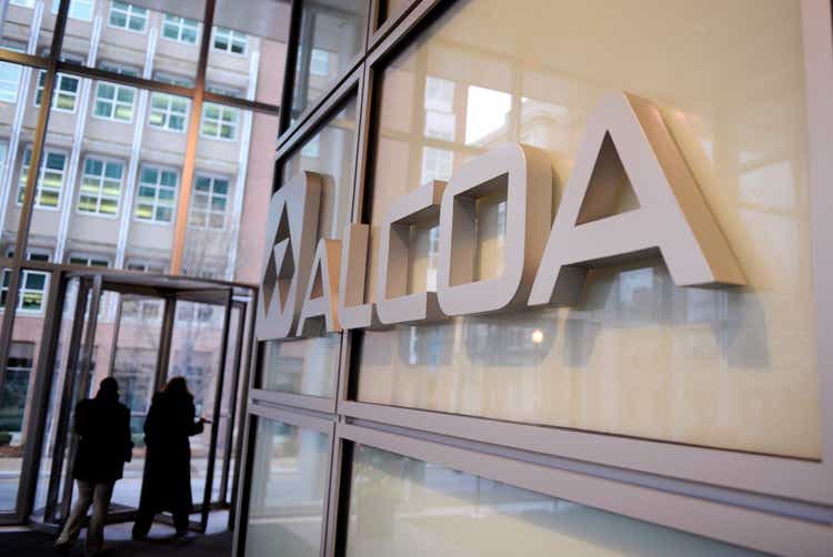 Aluminum producer Alcoa plans to cut 15,000 jobs