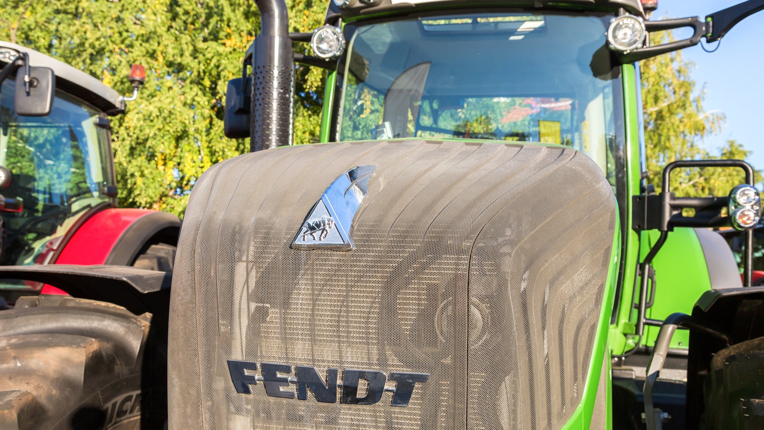 New Equipment - Fendt Aims High