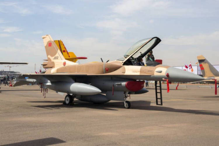 Lockheed Martin’s F-16 Block 72 for Morocco completes first flight (LMT ...