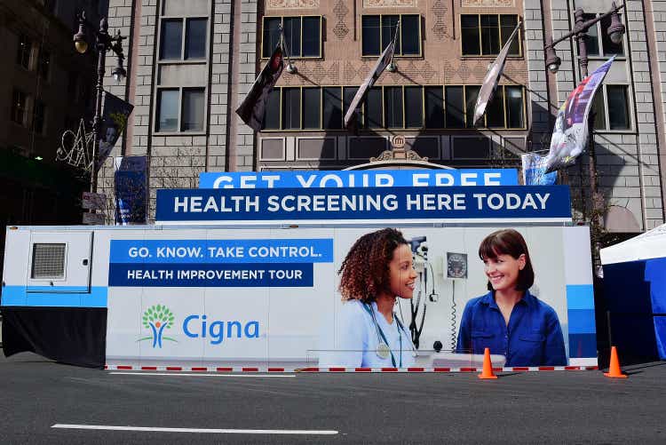 Cigna Health Improvement Tour Visits the Pennsylvania Ballet to Encourage Everyone to Make Health a Priority This Holiday Season