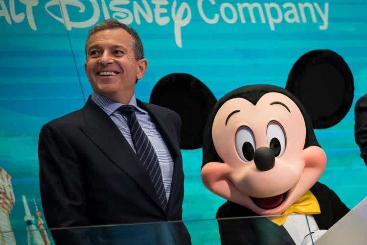 Disney’s technique, advert spending to spotlight difficult media market in 2023 (NYSE:DIS)