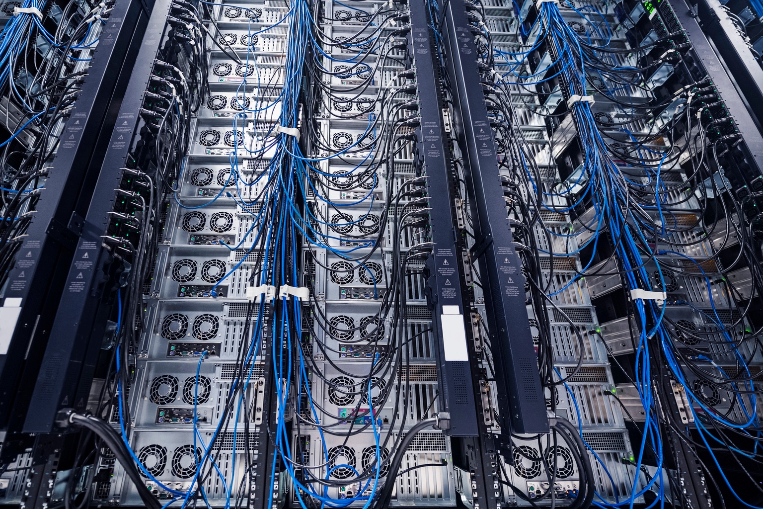 Super Micro: The $7B Raise Tells You What The $39B Backlog Really Costs
