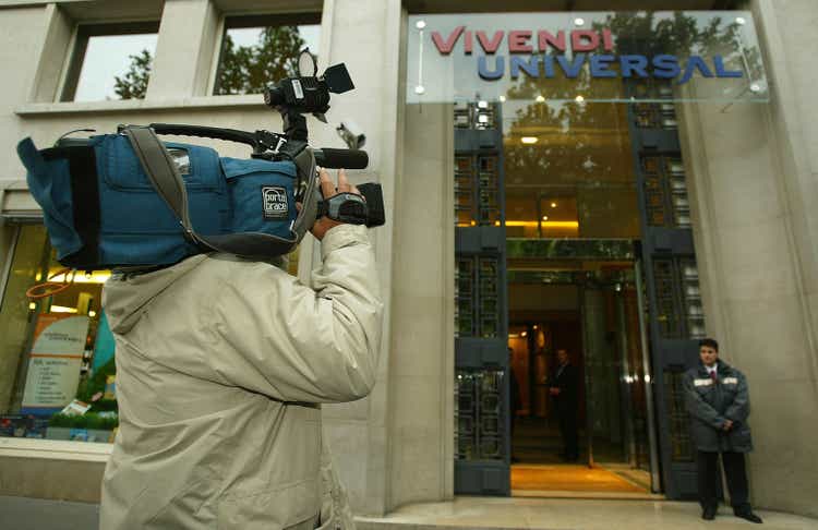 Vivendi Universal CEO Resigns