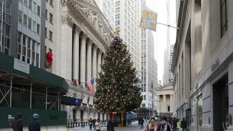 Christmas tree on Wall Street