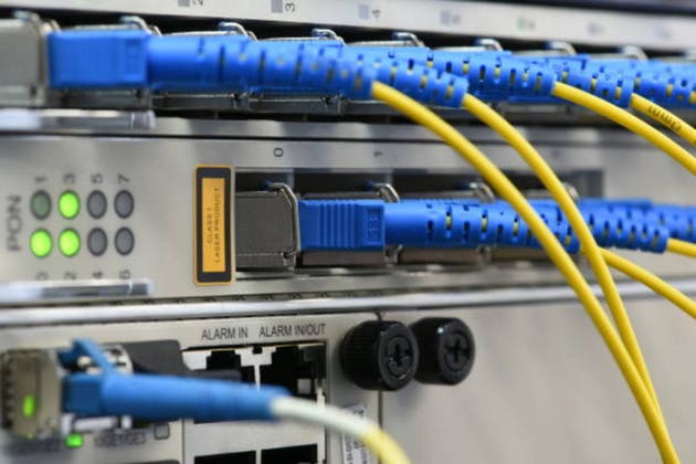 Optical distribution panels with fiber optical cable