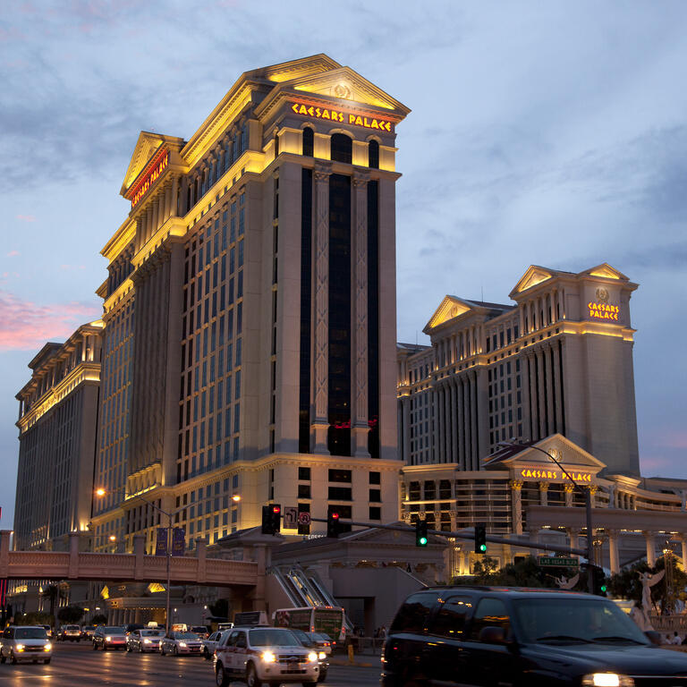 Caesars: Take The Gamble