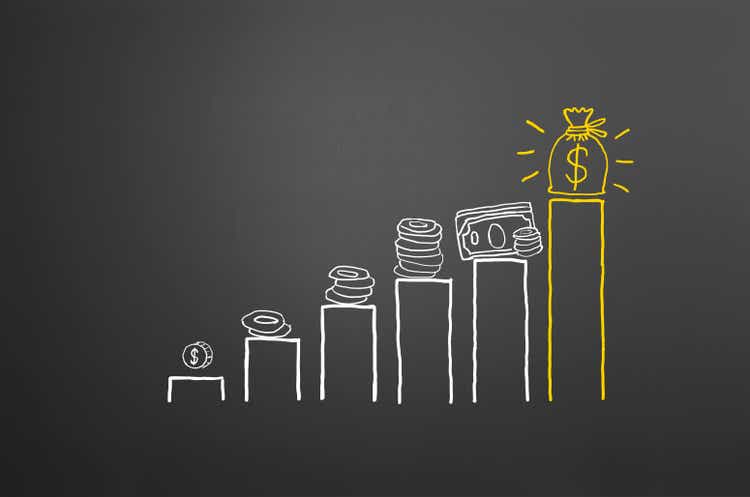 Building A $100,000 Market-Crushing Dividend Portfolio