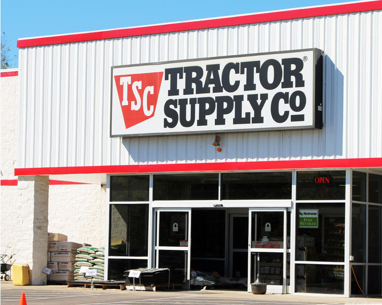 Tractor Supply Company (NASDAQ:TSCO) Offers Exactly What I Want In My ...