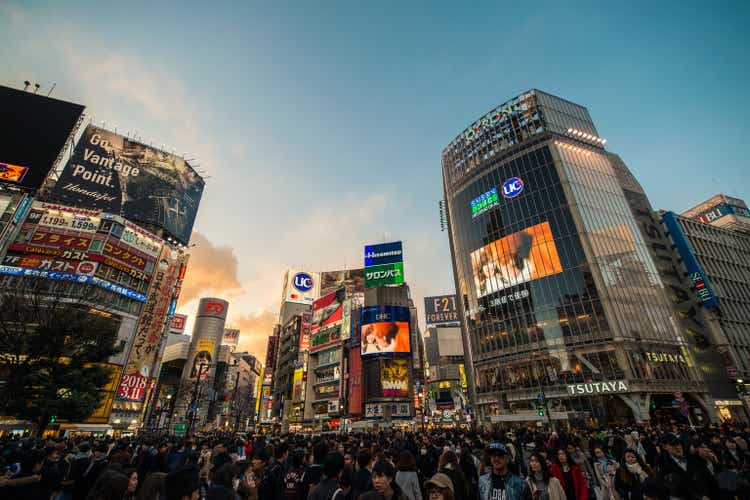 VEA: A Winning Choice For Diversification And Potential Growth - Seeking Alpha 1 Shibuya Crossing