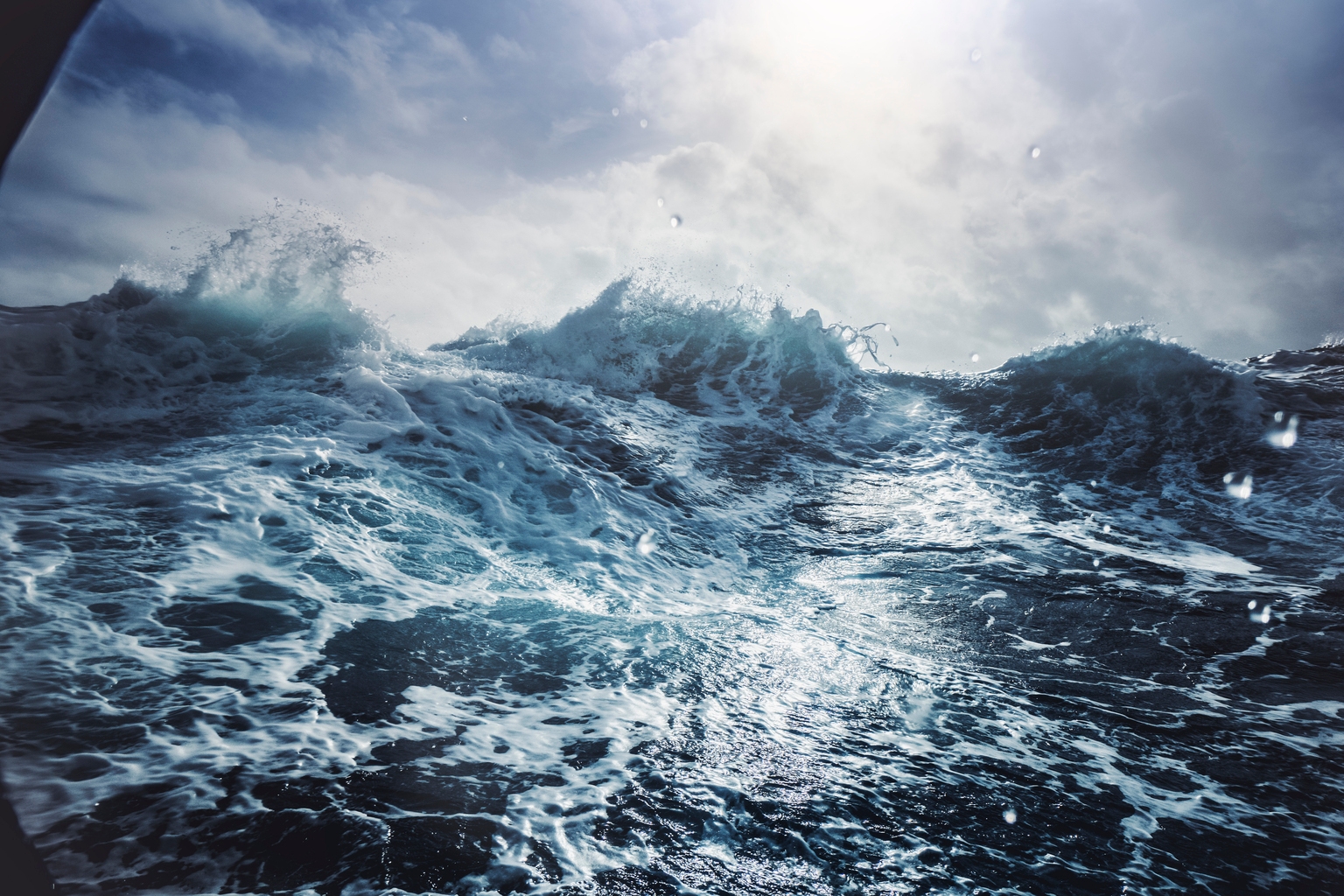 Medical Properties Trust - Q2 Earnings: Navigating Stormy Seas (NYSE:MPW)