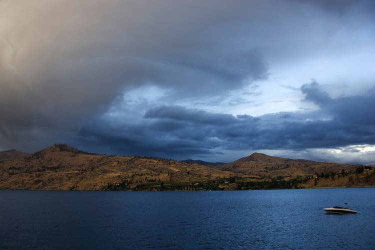 Lake and mountains