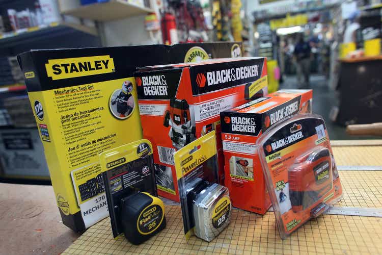 Stanley Black & Decker: I'm Turning Away From This Turnaround Story (NYSE:SWK)