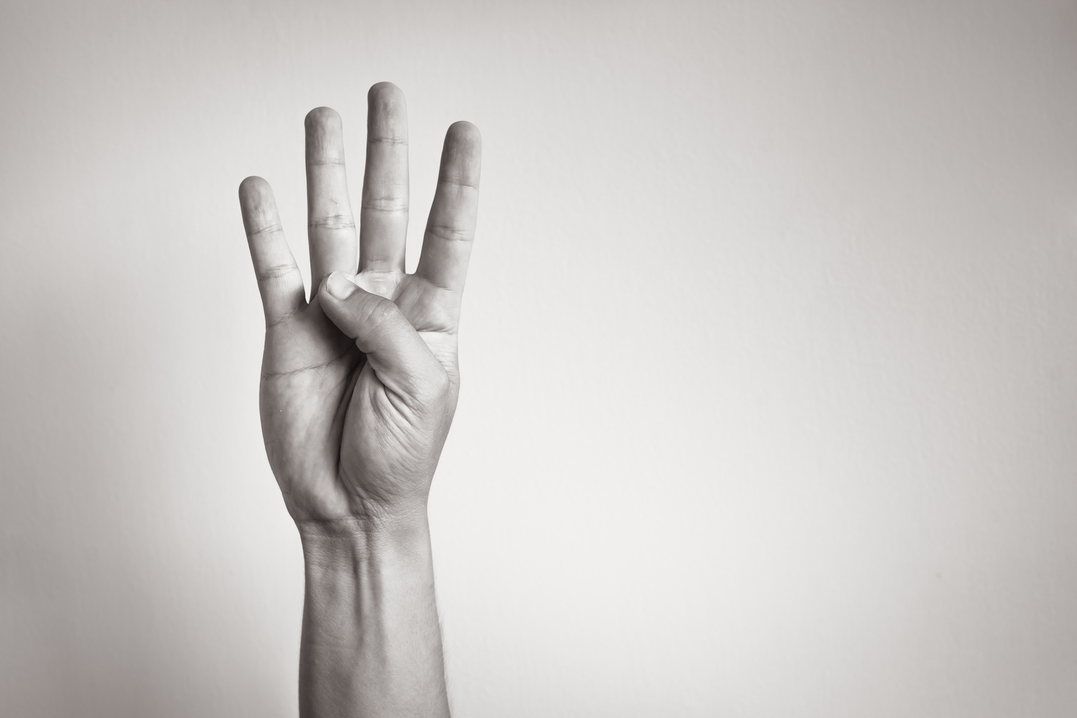 QDPL Multiplying The S&P 500 Dividend By 4 With Little Tradeoff