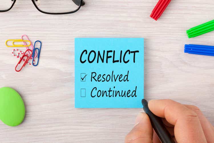 Conflict writing on note concept