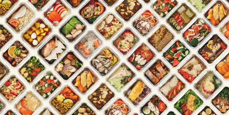 Satz von nehmen Sie auswärts essen Boxen auf weißem Hintergrund
