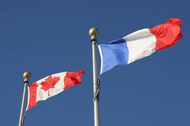 French and Canadian flags